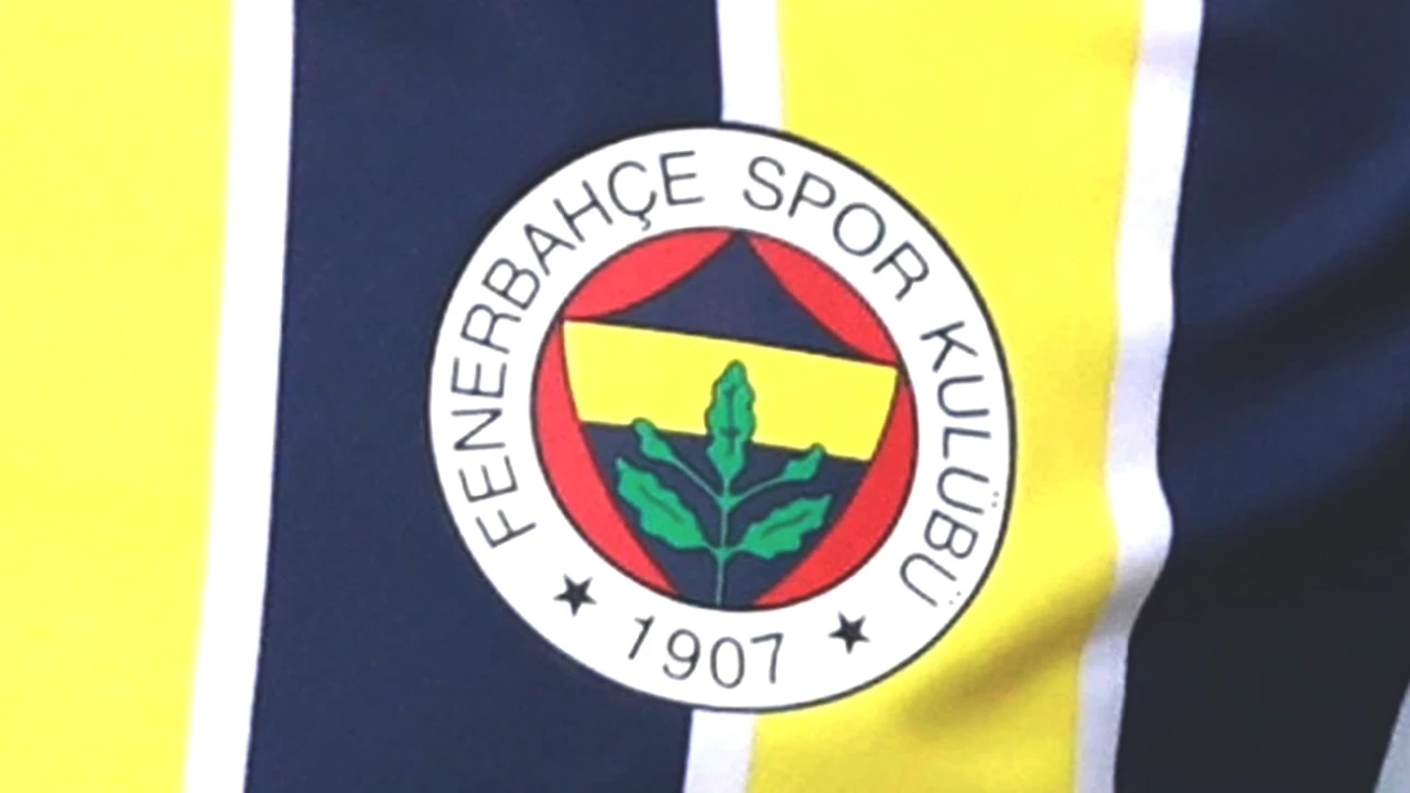 Fenerbahçe'den Transfer Bombası! Yeni İmza Detayları Açıklandı!
