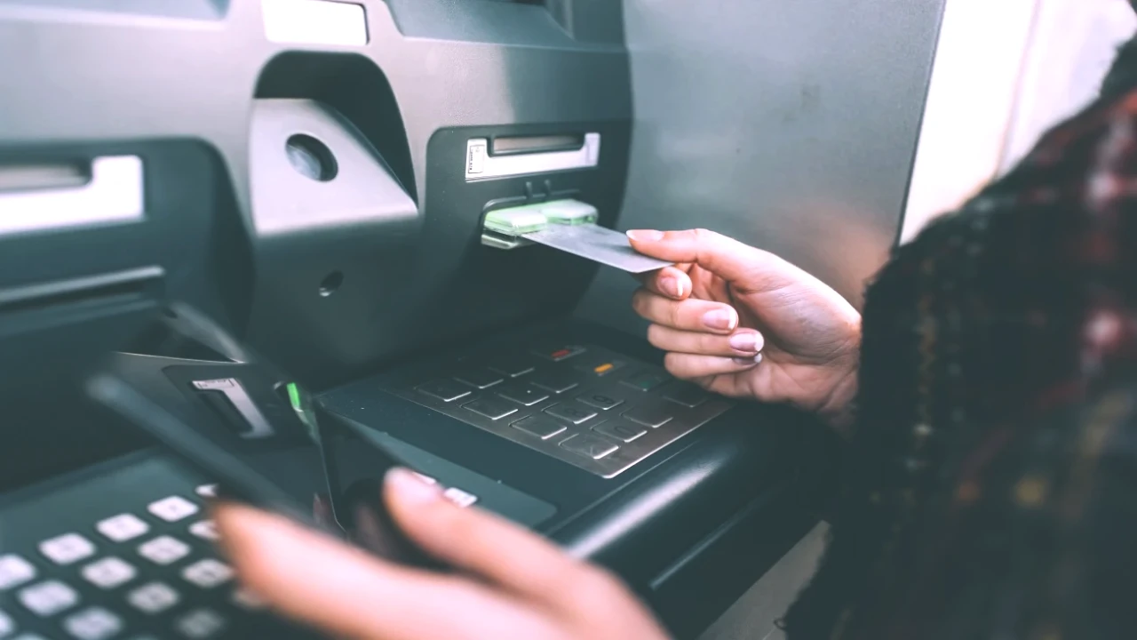 Bankalardan Çarpıcı Yenilik: ATM’lerde Bugün Başlayan Dönem Değişiyor!
