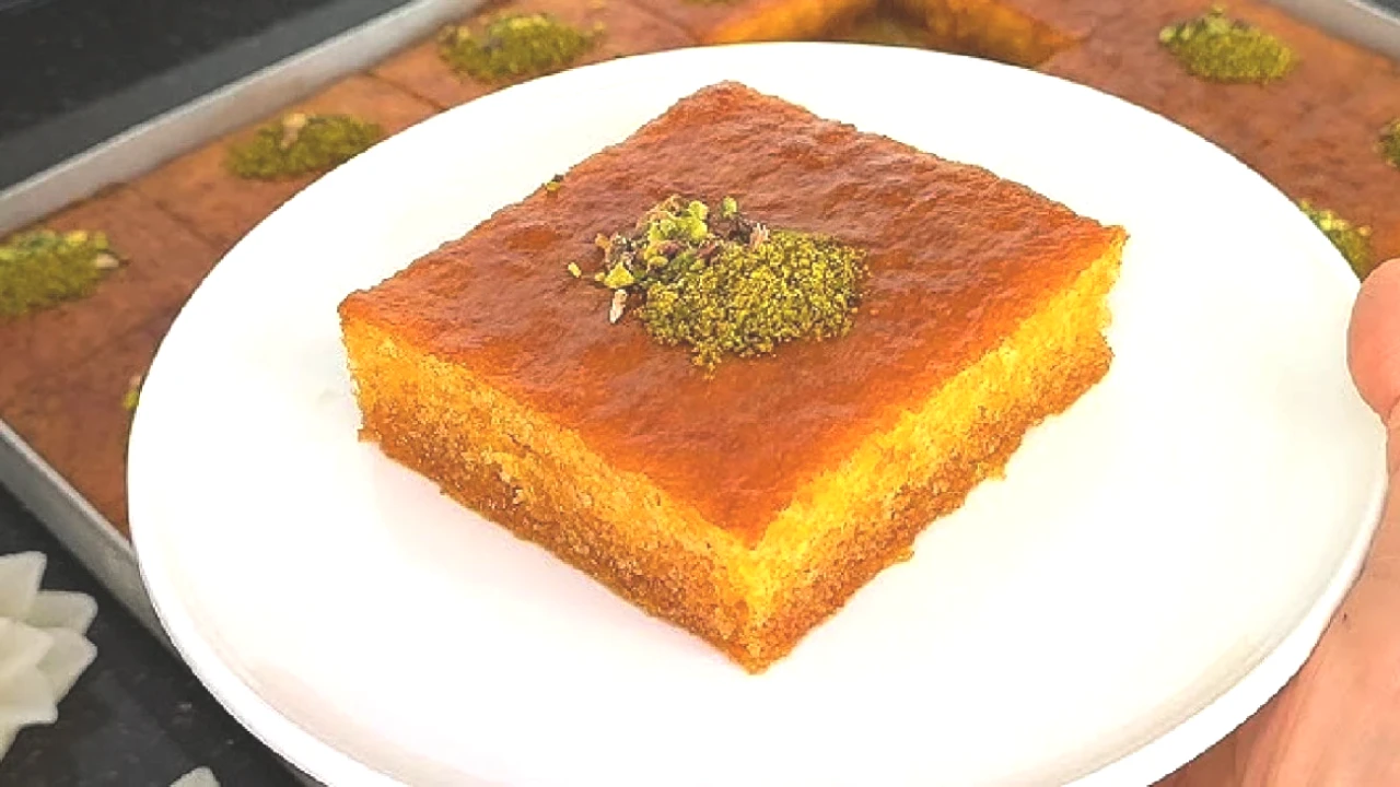 Az Malzemeli, Karamelli Şerbetli Lezzet: Süt ve Sıvı Yağsız Tarifi!