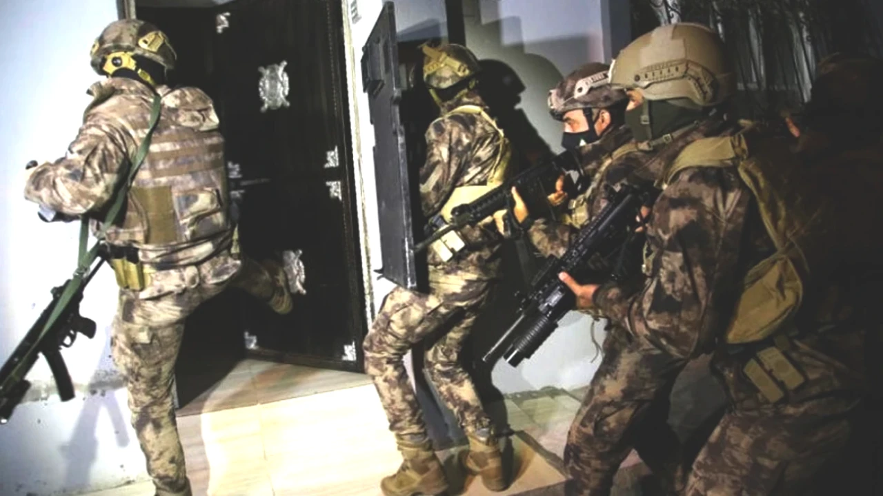 20 İlde FETÖ Operasyonu: 50 Şüpheli Gözaltında, Detaylar ve Gelişmeler!