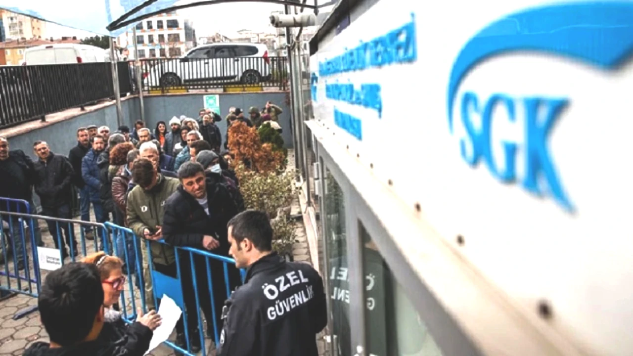 SGK'nın Şaşırtıcı Düzeni! Haberi Olmayanlar Her Ay 9 Bin Lira Ödeyecek!