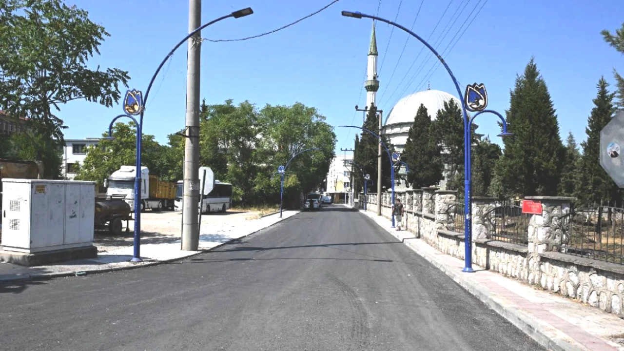 Büyükşehir'de Asfalt Çalışmaları Hız Kazandı! Altyapısı Tamamlanan Mahalleler İçin Heyecan Verici Gelişmeler