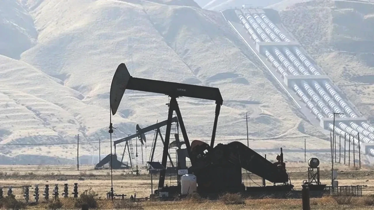İrak'tan Şok Petrol Kararı: Tüm Kaynaklar Devlete Devrediliyor!